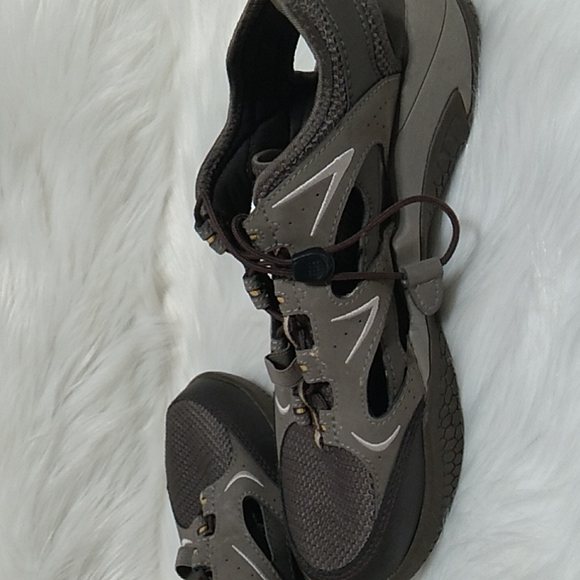 FINAL SALE! The North Face Hedgehog Mens Shoes 9.5 Wore Once Like New Condition - Picture 9 of 12